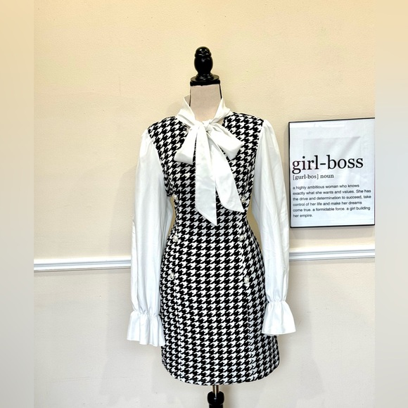 Black and White Bow Dress - Picture 4 of 4